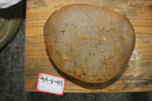 锈色水玉