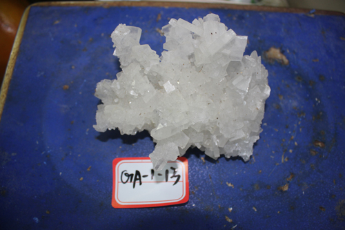 水晶伴生方解石